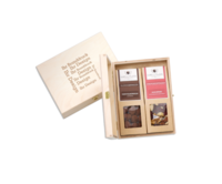 2 Premium Snacks in der Birkenholzbox